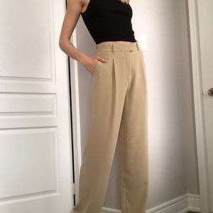 Aritzia dress pants in beige